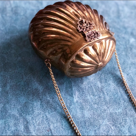 Handbags - Antique Brass Purse 🍭2xHP